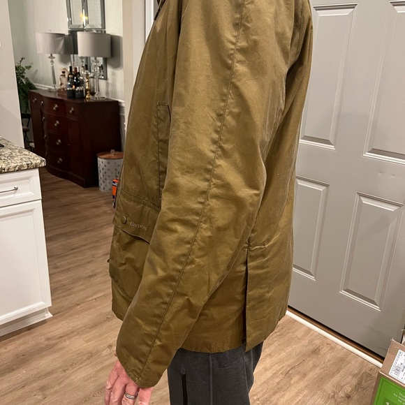 Men’s lightweight BARBOUR jacket. Worn less than 5 times. - Picture 4 of 16